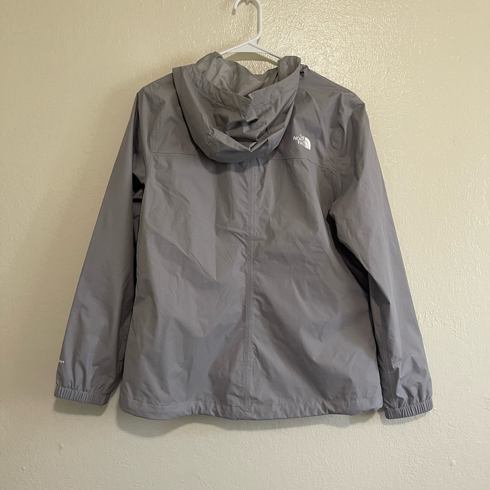 The North Face Light Gray Jacket NWT - image 4